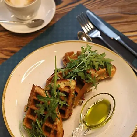 Rainbow 3 Apartment *