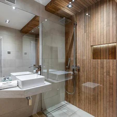 Apartament Rainbow 3 *