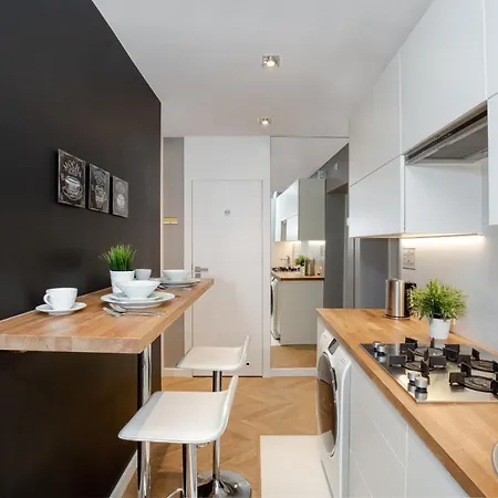 Apartment Rainbow 3 *