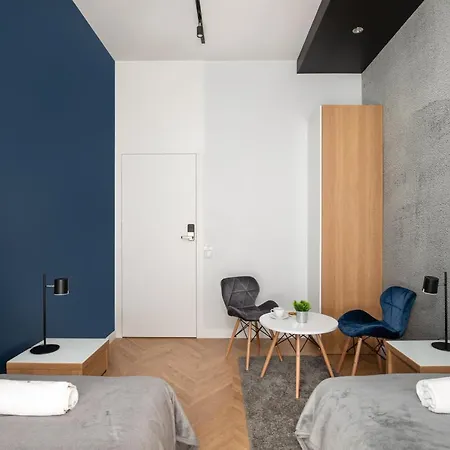Rainbow 3 Apartment